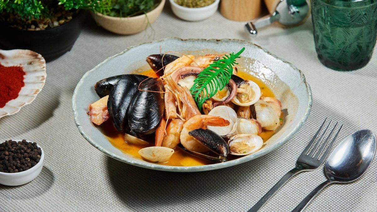 Tigaie de fructe de mare